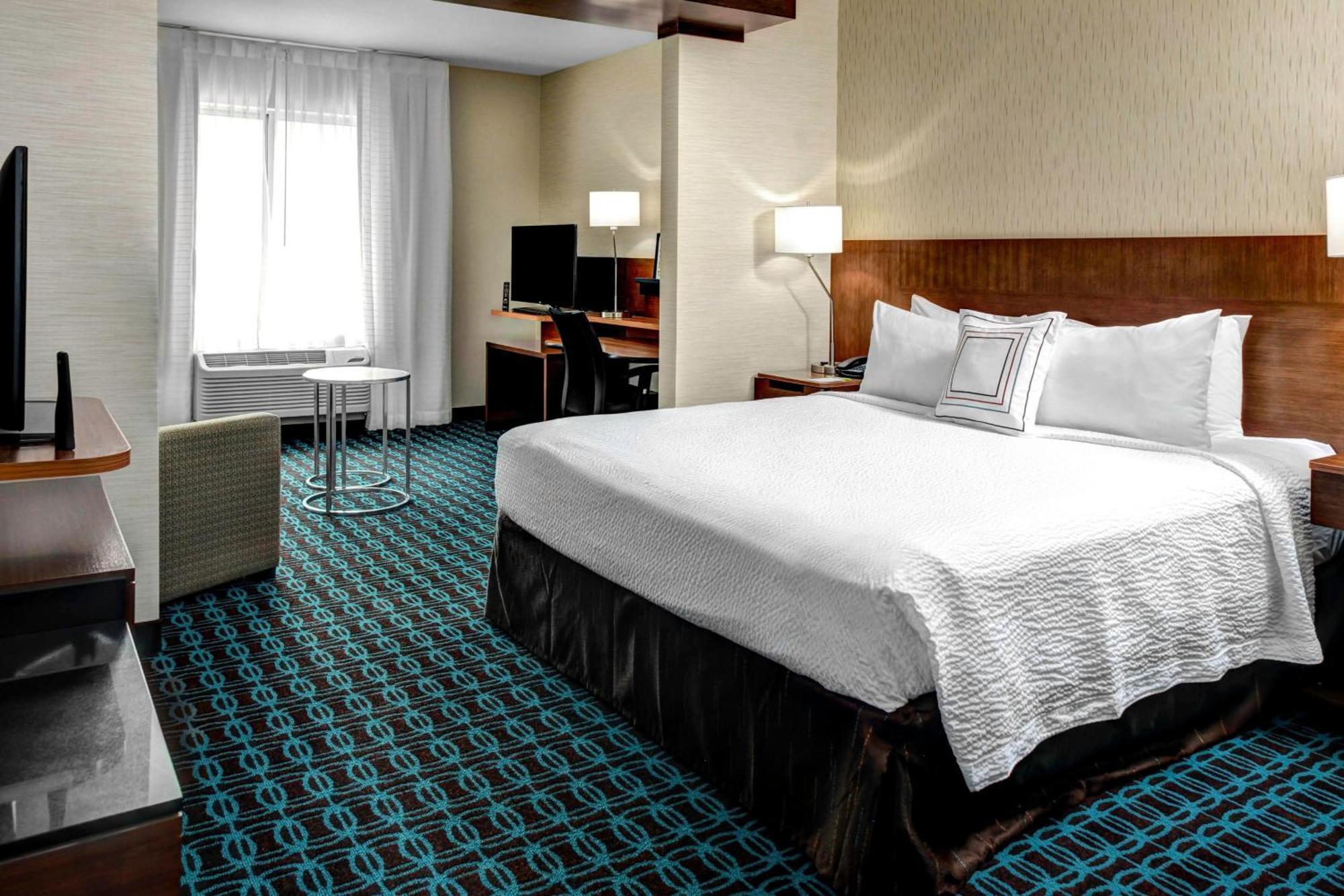 Fairfield Inn & Suites By Marriott Lansing At Eastwood Екстер'єр фото