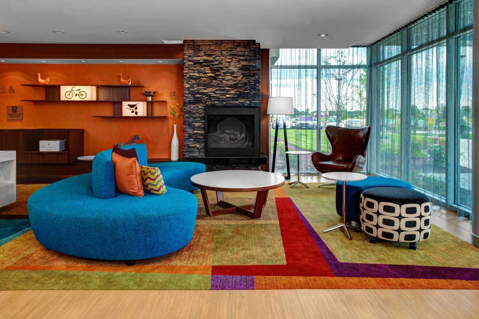 Fairfield Inn & Suites By Marriott Lansing At Eastwood Екстер'єр фото