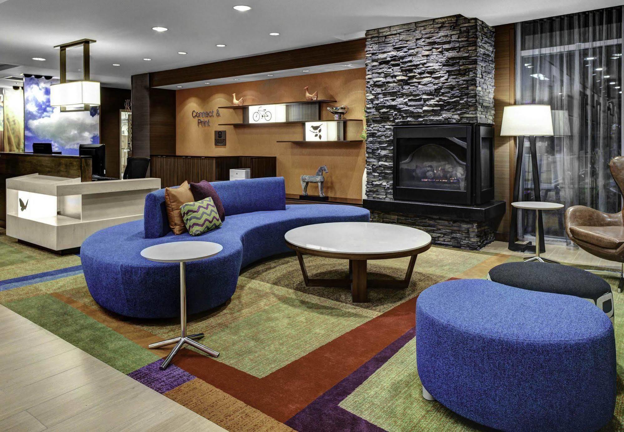 Fairfield Inn & Suites By Marriott Lansing At Eastwood Екстер'єр фото