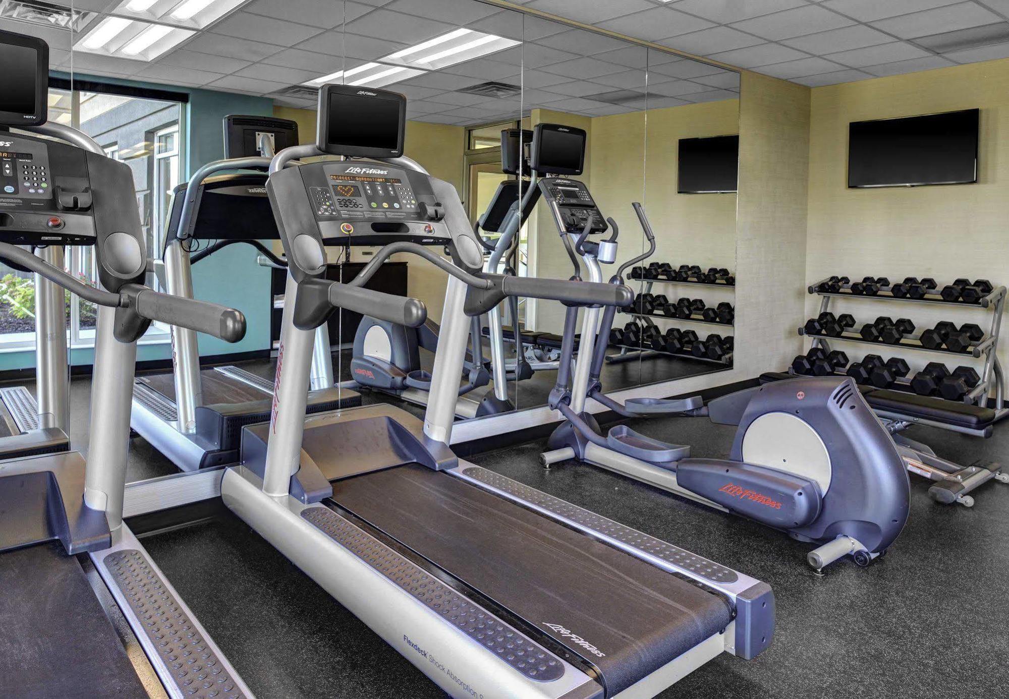 Fairfield Inn & Suites By Marriott Lansing At Eastwood Екстер'єр фото
